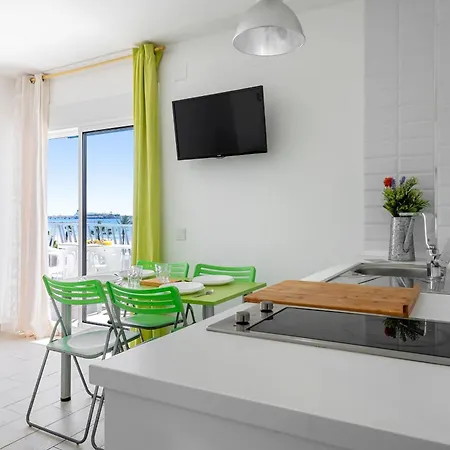 Pineda Iii Apartment *